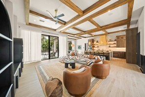 TV, offices - The Palace ~ Walk to Beach/Rooftop Views (Holmes Beach)