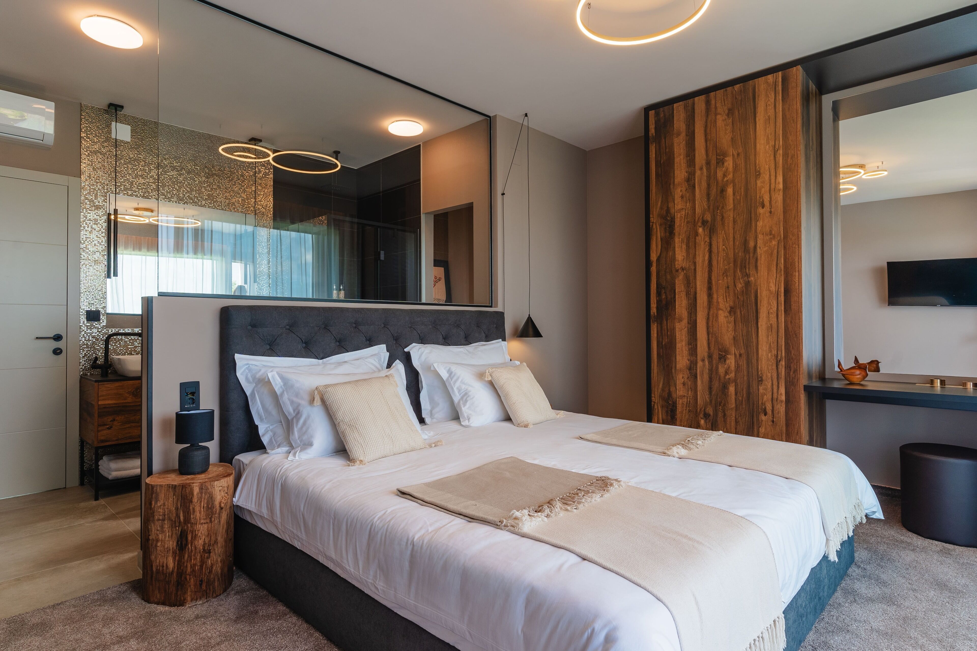 2 bedrooms, Internet