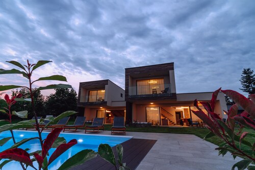 Two villas in Zagorje with jacuzzi, sauna, pool, and kids’ playground