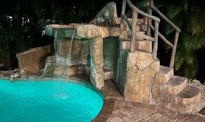 Pool - Surf View ~ Walk to Beach/Rooftop Deck/Pool (Holmes Beach)