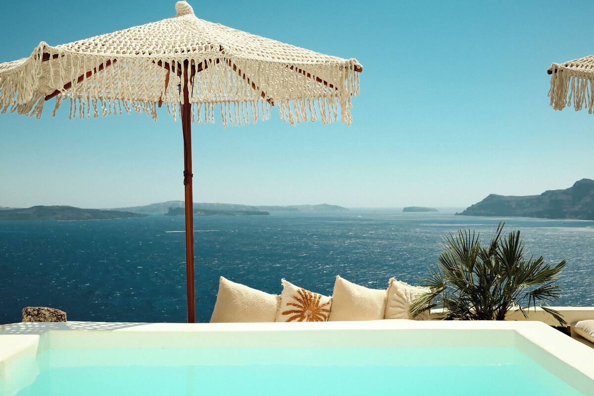 Two-Bedroom Villa with Caldera View and Hot Tub - Split Level | 수영장