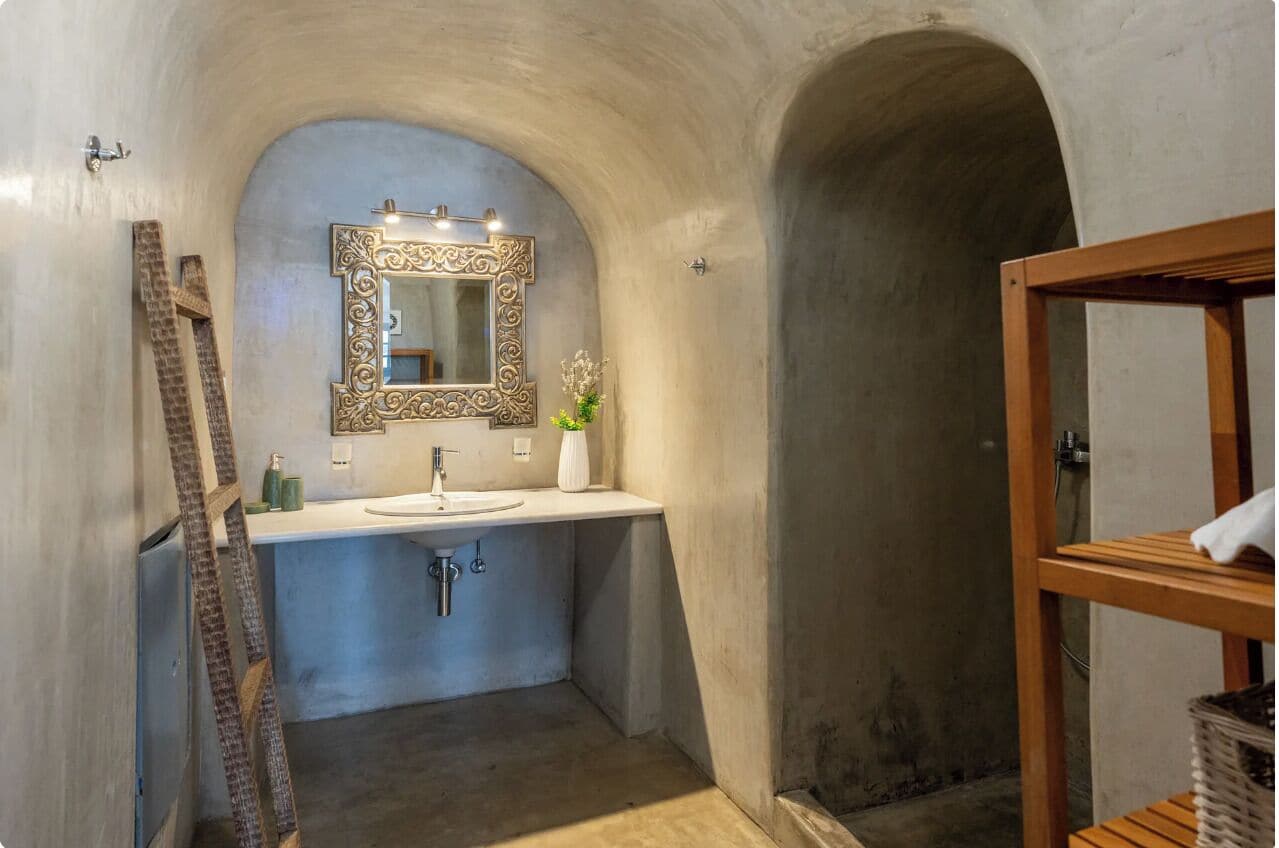 Superior Cave Villa with hot tub & Caldera View | 浴室