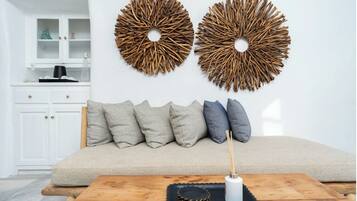 Cave Villa with Hot Tub & Caldera View | Interior