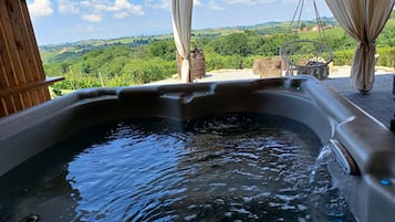 Idromassaggio all'aperto