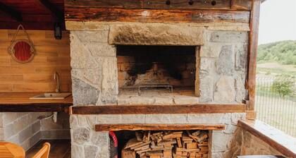 Apartment by the Korana River with jacuzzi and river view