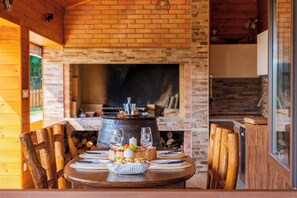 Dining - Mountain wooden retreat with jacuzzi, sauna and nature views. (Cvetković Brdo)