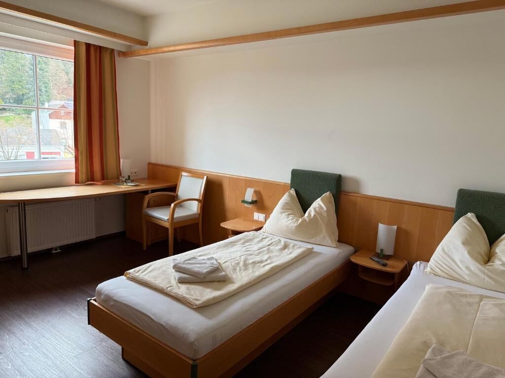 Desk, laptop workspace, free WiFi