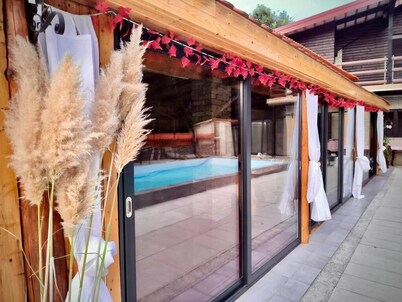 Home in Moslavina with jacuzzi, pool, and fun for the whole family.