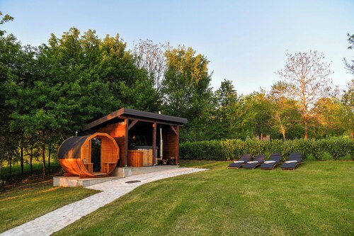 Luxury villa in the heart of Lika with wellness, nature and close to Plitvice Lakes.