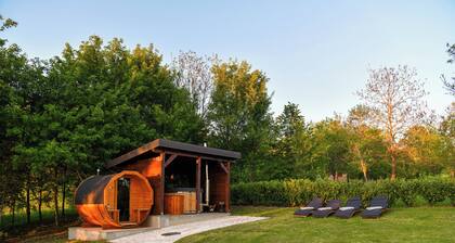 Luxury villa in the heart of Lika with wellness, nature and close to Plitvice Lakes.