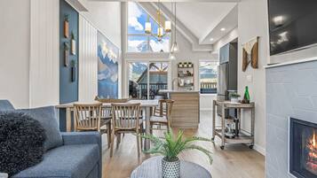 Télévision, cheminée