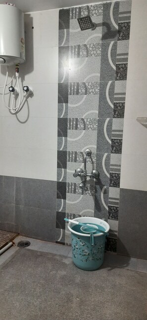 Shower, towels, soap - Power star home stay for family's and groups with 6 bedrooms (Kamalapur)