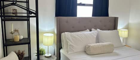 Appartement Supérieur, balcon | Ameublement personnalisé, bureau