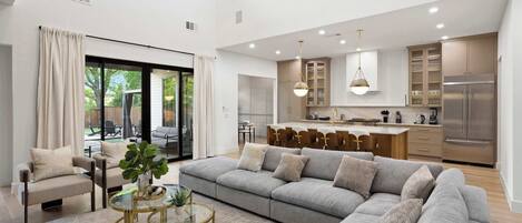 TV, fireplace, offices