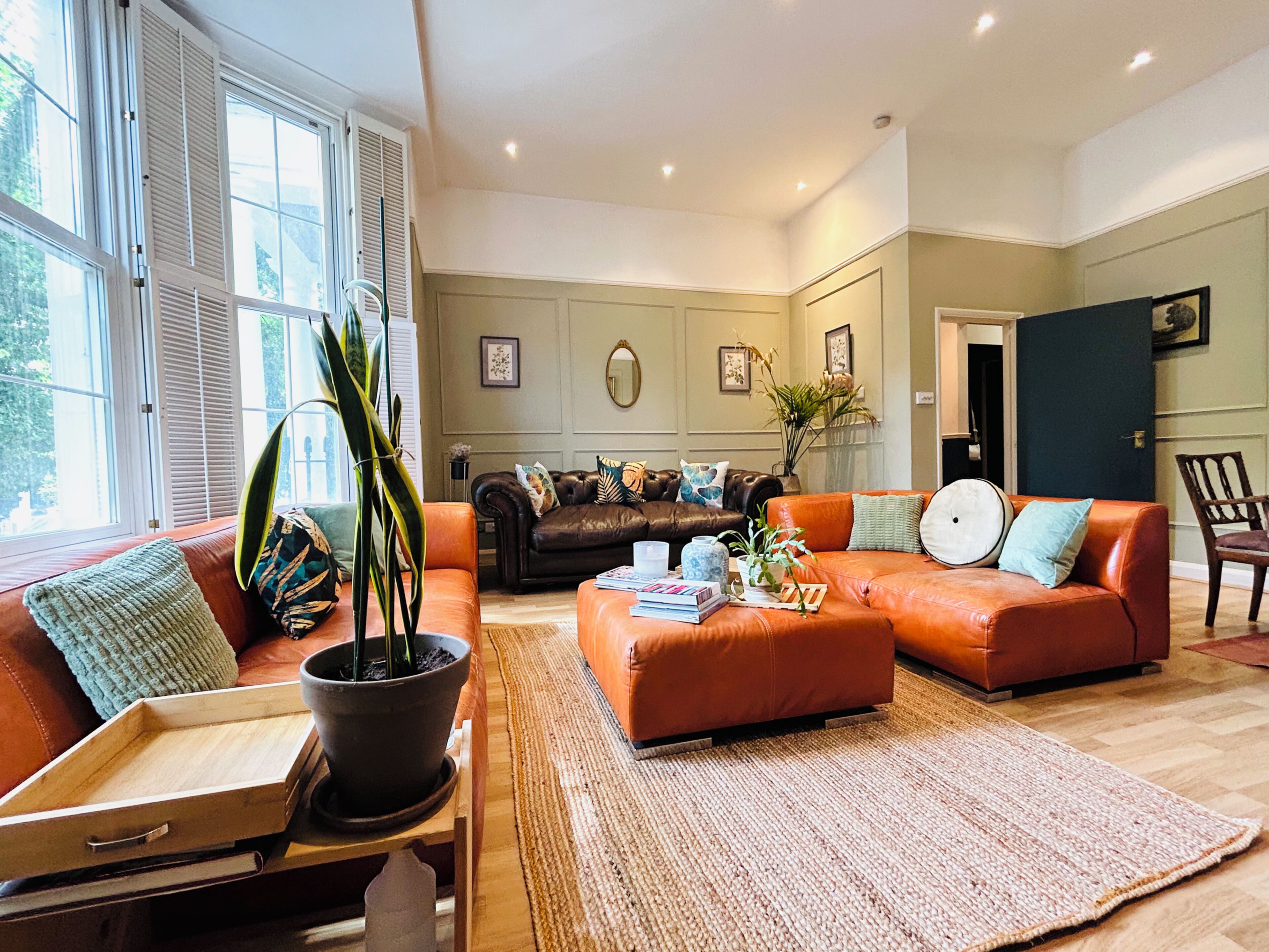 Fernseher, Bücher, Stereoanlage