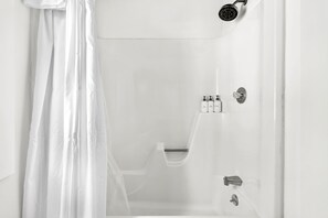 Shower, hair dryer, towels - Modern Trailside Condo w/ Loft | Ski Access (Ludlow)