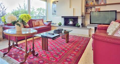 Horizon Penthouse, spacious, elegant with terrace