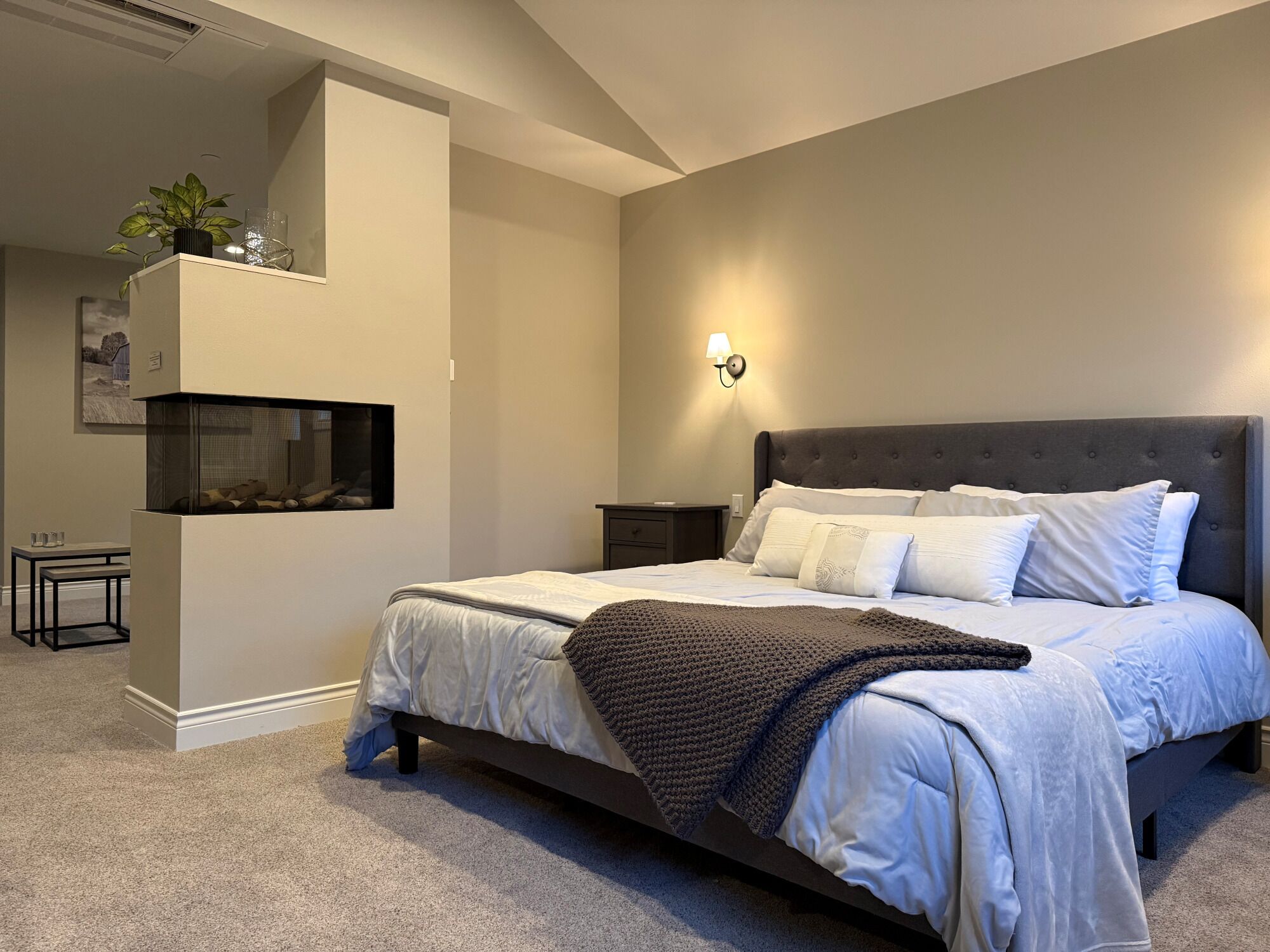 5 chambres, fer et planche à repasser, Wi-Fi, draps fournis