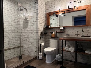 Unclassified image, 4 of 20, button - New - Hollywood Manor House (Woodinville)