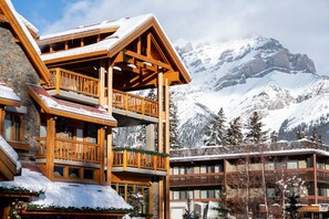 Exterior - Central Banff Rockies Suite | Rooftop Hot Pools! (Banff)
