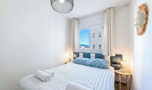 3 soverom, strykejern/-brett, wi-fi og sengetøy