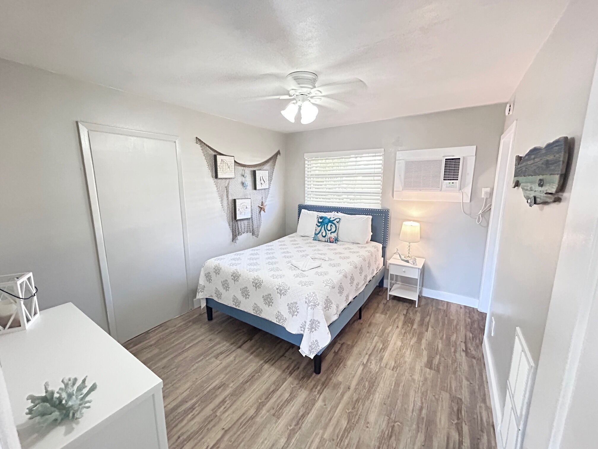Clearwater Beach Chic 1br Suite In Boutique Motel Just Steps Away From The Sand - Largo, FL