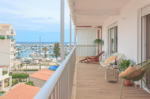 La Provence - Stunning Bay and Port views from Your Private Terrace