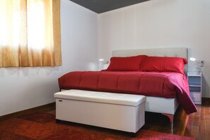 1 bedroom, internet, bed sheets - Panoramic Deluxe (Salerno)