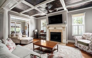 Fireplace - Incredible gated estate in the heart of downtown Aiken- MASTERS WEEK DREAM HOME (Aiken)