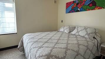 Leilighet, 2 soverom, ikke-røyk, kjøkken | Blendingsgardiner, strykejern/-brett og wi-fi (inkludert)