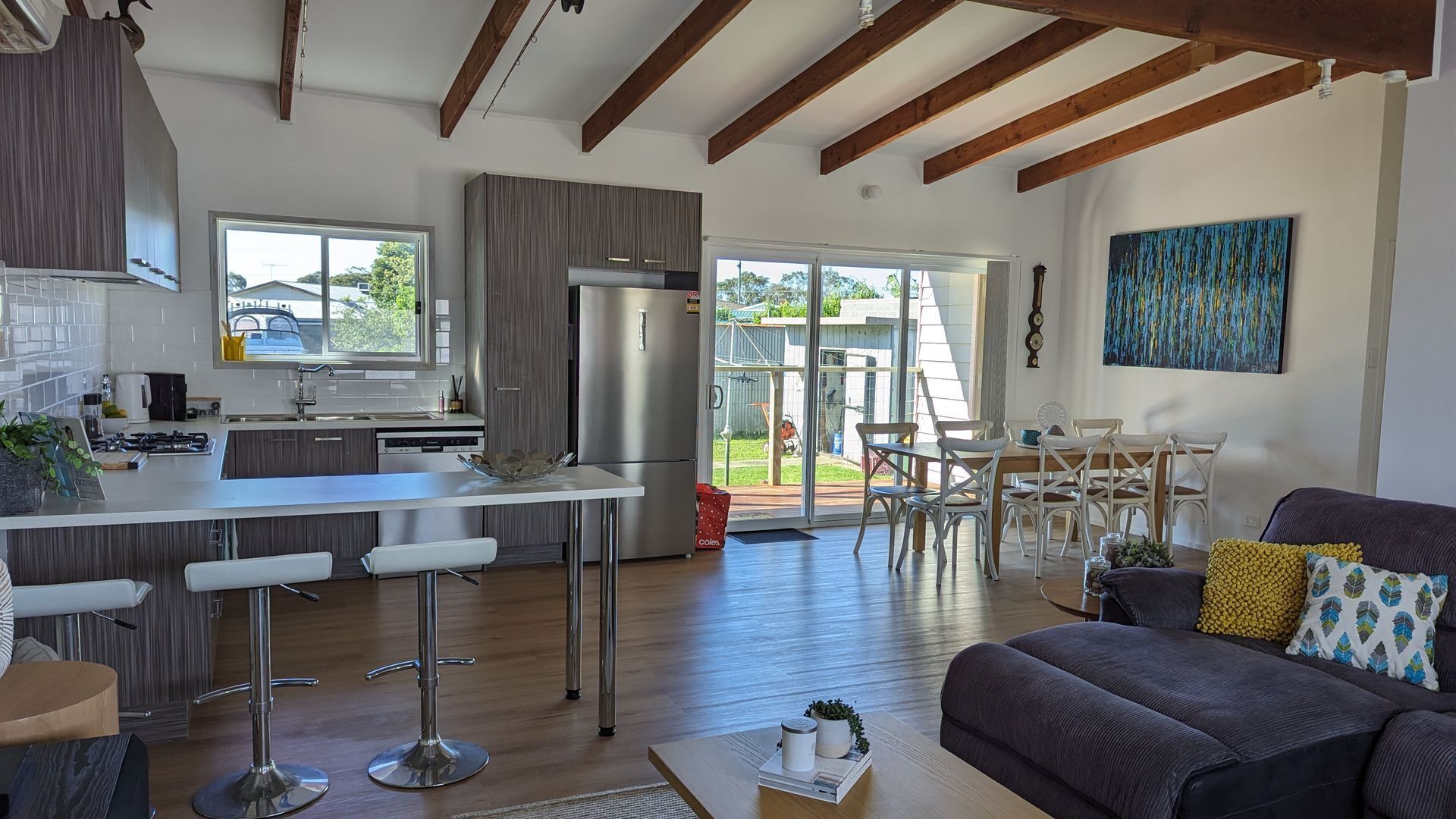 المنشأة من الداخل