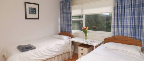 3 bedrooms, individually decorated, individually furnished, free WiFi