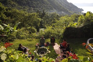 View from property - Fabulous 6-bedroom eco-guesthouse in Tzununa perfect for group getaways (Aldea Tzununa, Santa Cruz La Laguna)