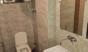 Bathroom - Hotel HR Residency (New Delhi)