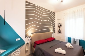 Desk, laptop workspace, iron/ironing board, free WiFi - B&B in Art Rome (Rome)