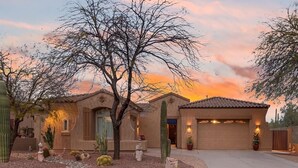 Exterior - Beautiful Gold Canyon home, Mt Views, Pool, Private setting (Gold Canyon)