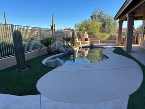 A heated pool - Beautiful Gold Canyon home, Mt Views, Pool, Private setting (Gold Canyon)