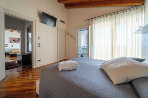 Ferro/asse da stiro, Wi-Fi gratuito, lenzuola