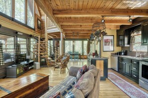Cabin, Multiple Beds, Hot Tub, Garden View (Dancing Dragonfly) | Living area - Dancing Dragonfly (Sevierville)
