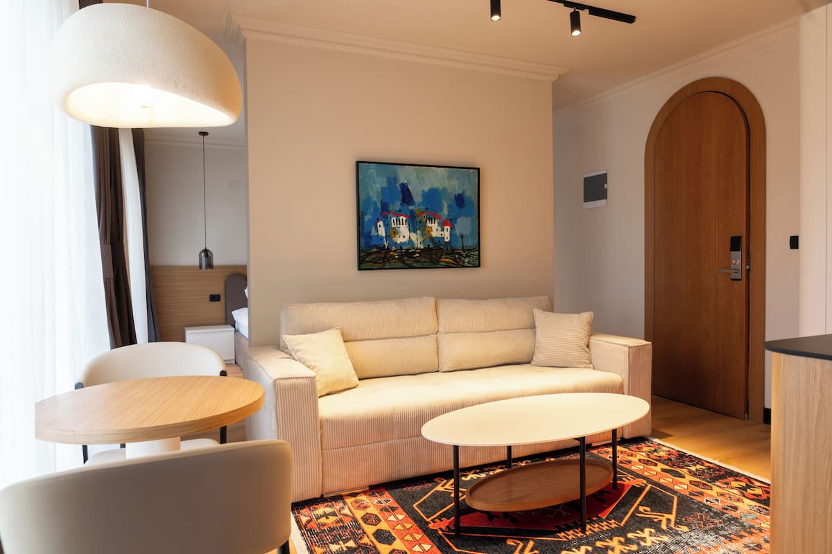 Superior Apartment, City View