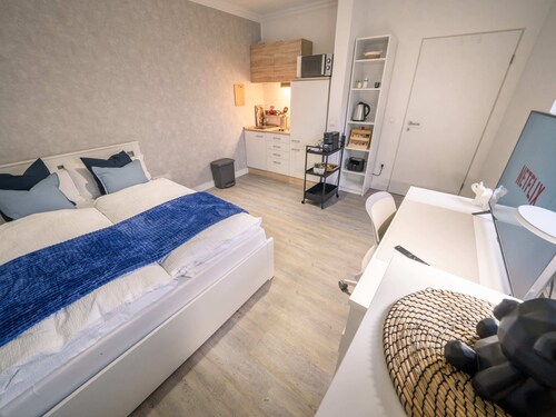 FÜR 2, Küche, Queensize Bett, schnelles Internet