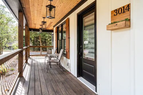 MILLIONS dollar 4BR/3BA home in the amazing Bookhaven neighborhood of Atlanta.