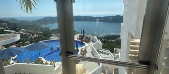 BEAUTIFUL APARTMENT IN PICHILINGUE ACAPULCO WITH THE BEST VIEW AND AMENITIES