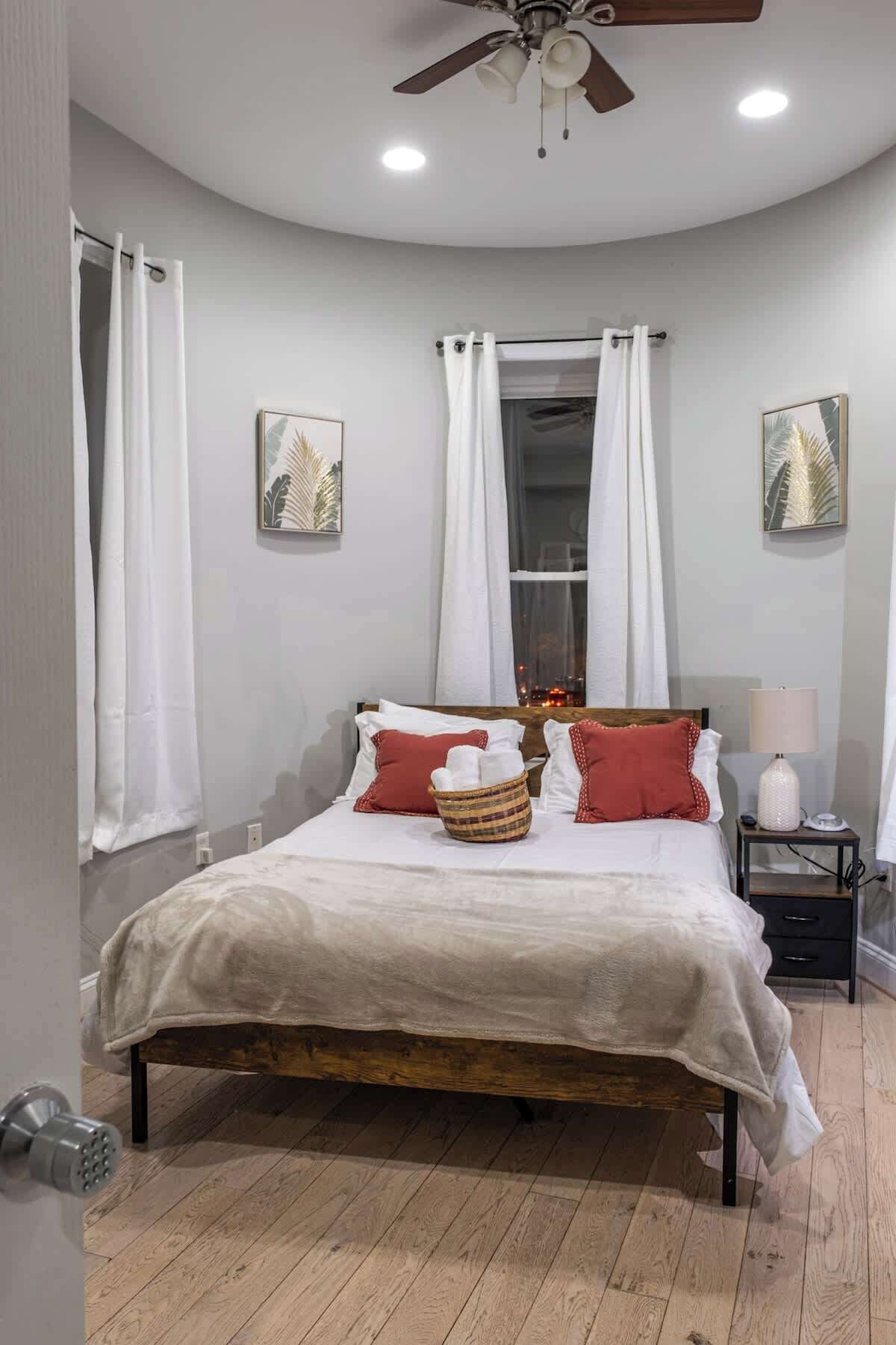 2 chambres, fer et planche à repasser, Wi-Fi, literie fournie