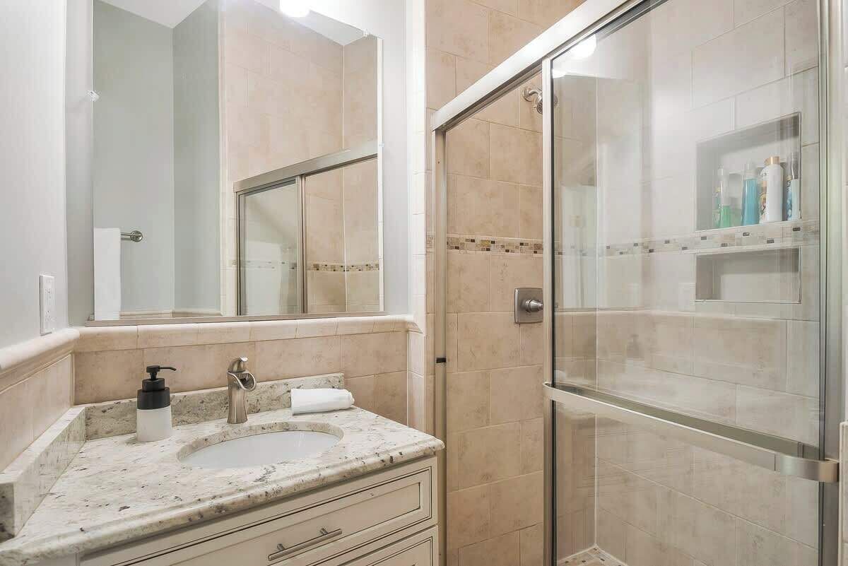 Douche, séchoir à cheveux