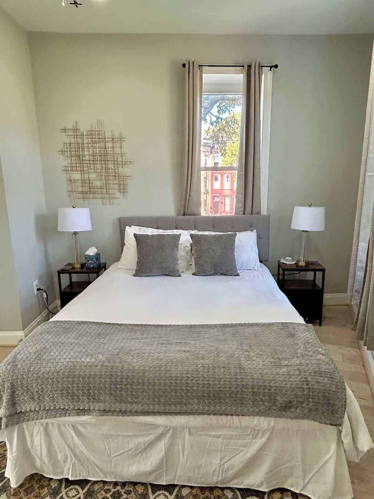 2 bedrooms, iron/ironing board, free WiFi, bed sheets