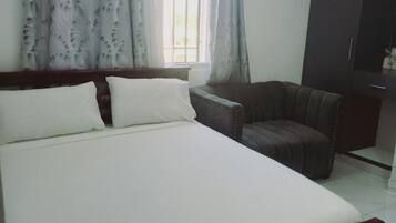 1 Schlafzimmer, Bügeleisen/Bügelbrett, kostenloses WLAN, Bettwäsche