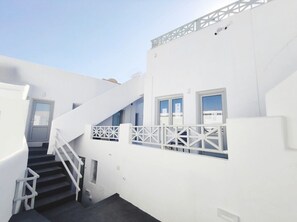 Reception - Erice Fira by EasyStay (Thira)