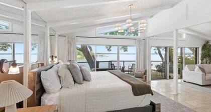 Lakefront Luxury w/ Dock, Great Location!