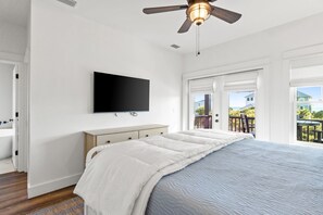 4 habitaciones, tabla de planchar con plancha, wifi y ropa de cama 